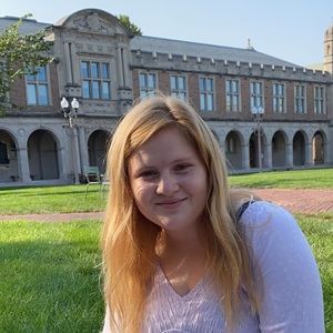 Meet your Posher, Katie